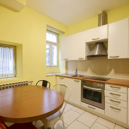 Quattro Cantoni Апартаменти