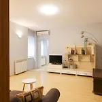 Quattro Cantoni Appartamento *